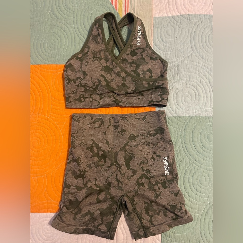 Gymshark Adapt Camo Seamless Set